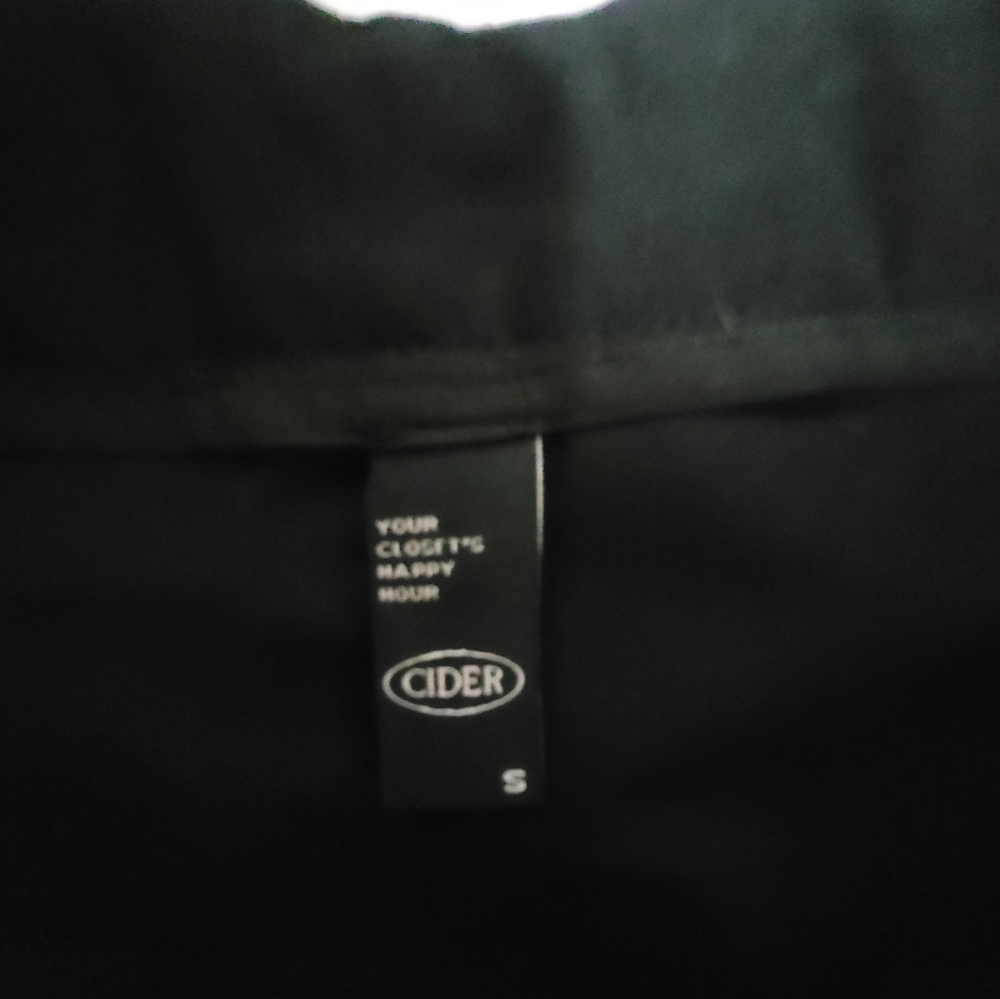 Black trousers